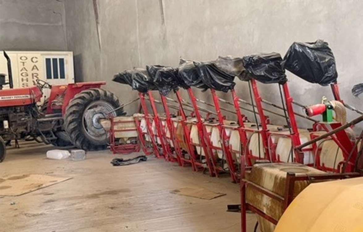 آمااادگاه ملخ 